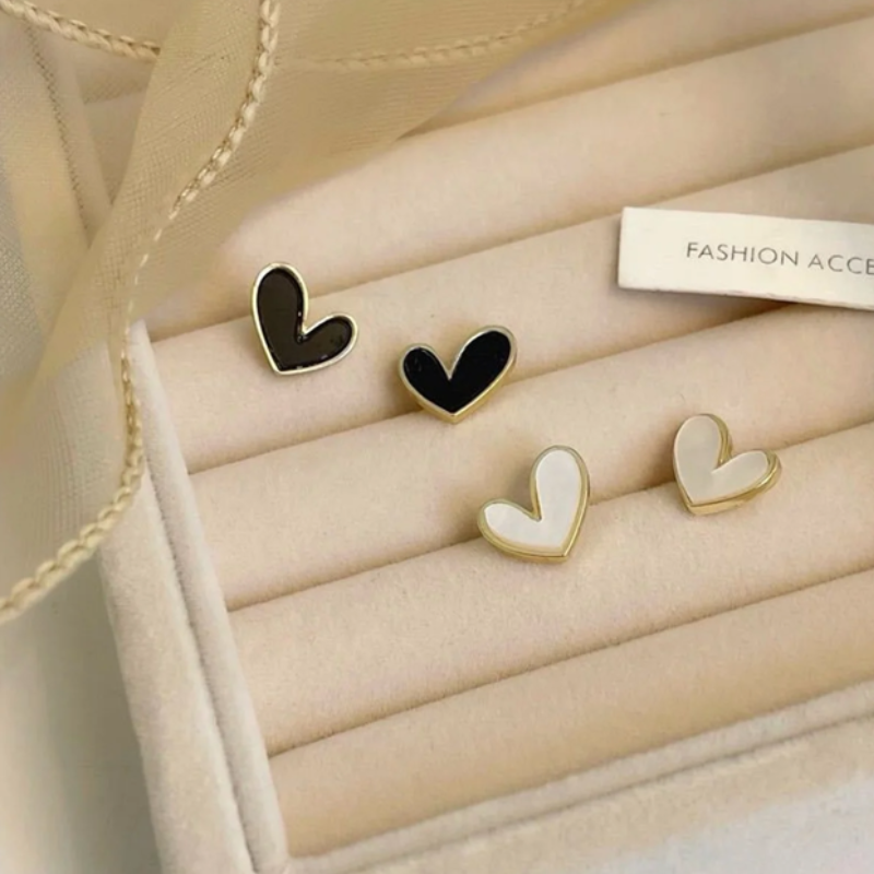 Aimée Heart Earring